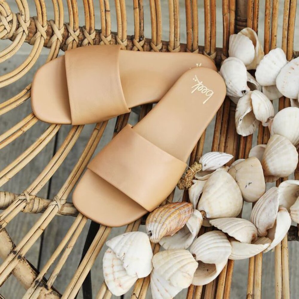 Beek Honeybird Leather Square Toe Flat Slide Sandals Size 7 Nude Beige NEW $230